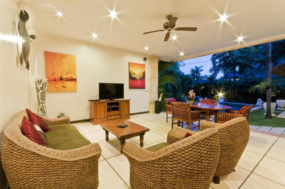 Villa Krisna Seminyak Exterior foto