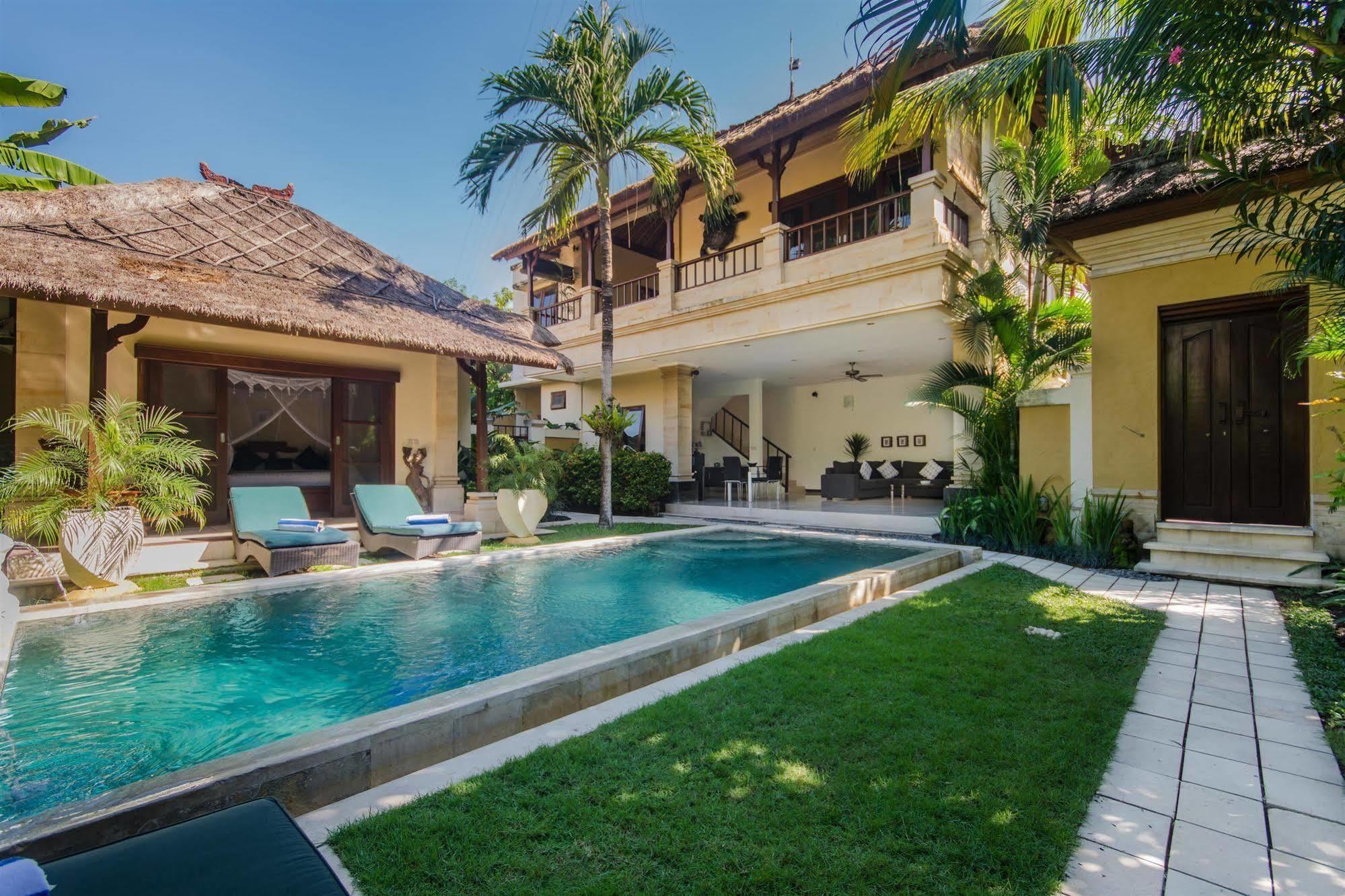 Villa Krisna Seminyak Exterior foto